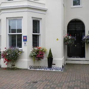 Pensión Burlington House, Cheltenham