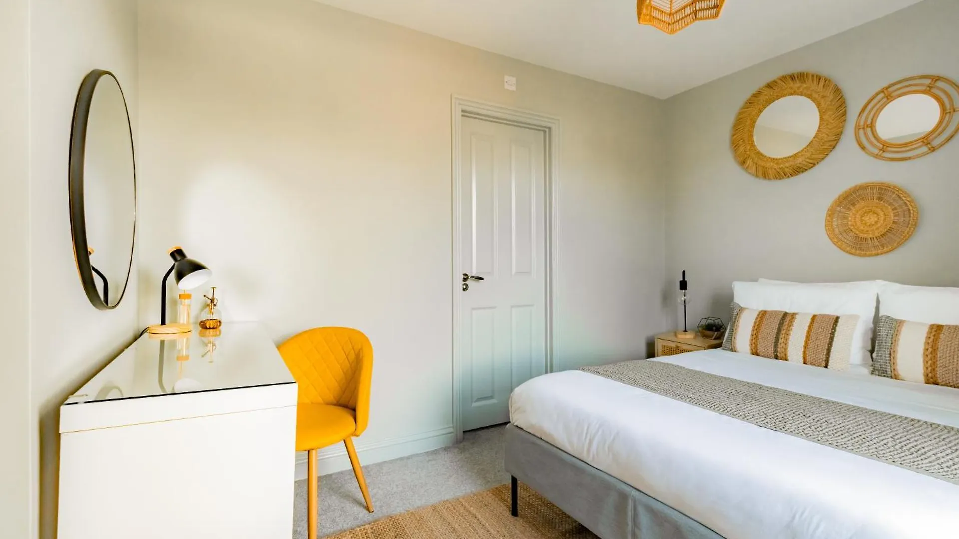 St James Lodge Cheltenham